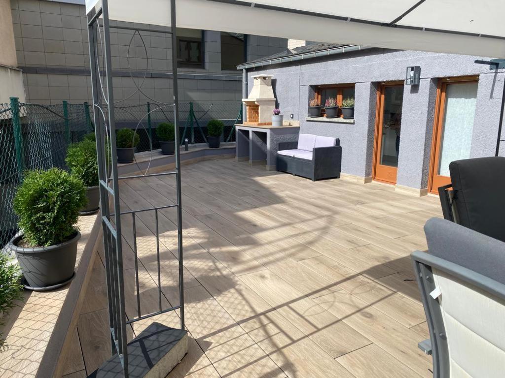 Apartment Amplio Atico Con Terraza En Andorra Centro *
